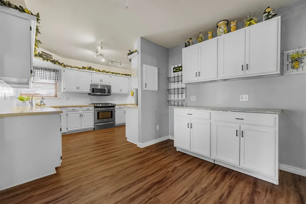 24010 King Court S Broken Arrow, OK 74014