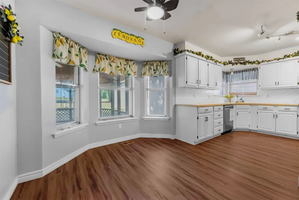 24010 King Court S Broken Arrow, OK 74014