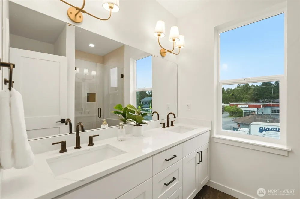 1512 NE 147th Street Shoreline, WA 98155