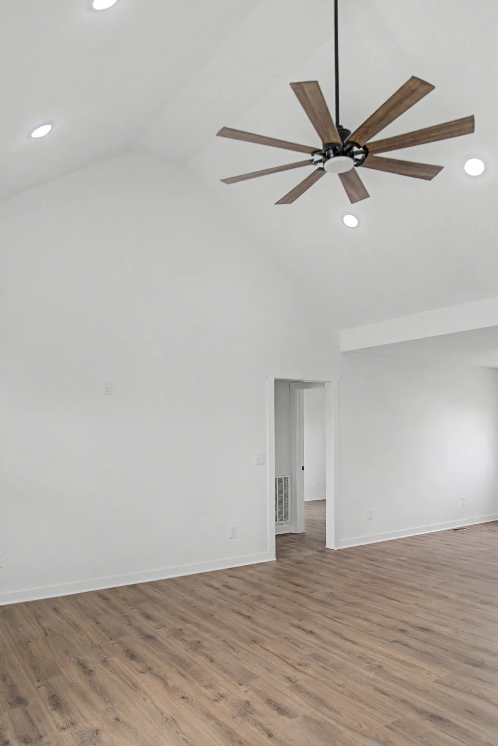 133 Martha Circle Lafayette, TN 37083