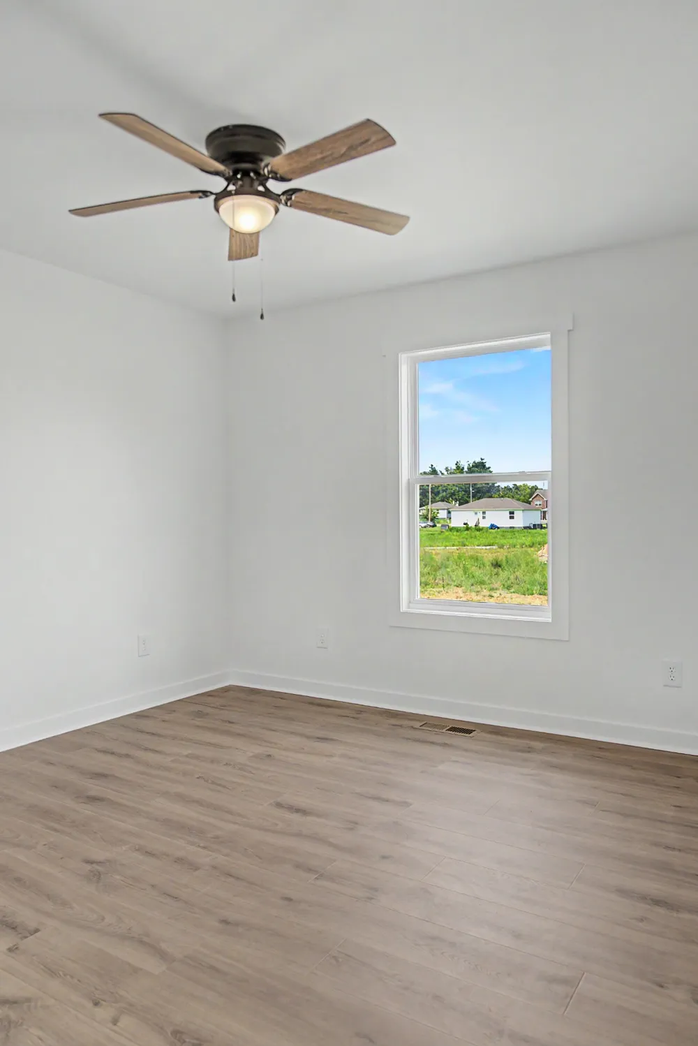 133 Martha Circle Lafayette, TN 37083