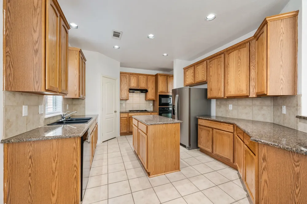 611 Goliad Drive Keller, TX 76248