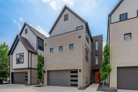 3465 Market Row