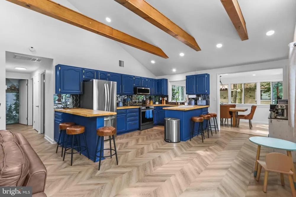 111 CHITIMACHA DRIVE Pocono Lake, PA 18347