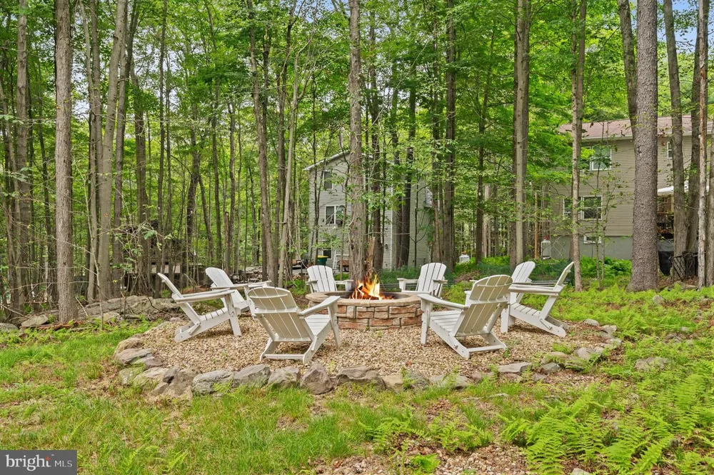 111 CHITIMACHA DRIVE Pocono Lake, PA 18347