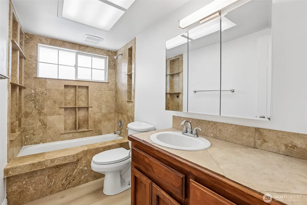 4605 224th Place SW Mountlake Terrace, WA 98043