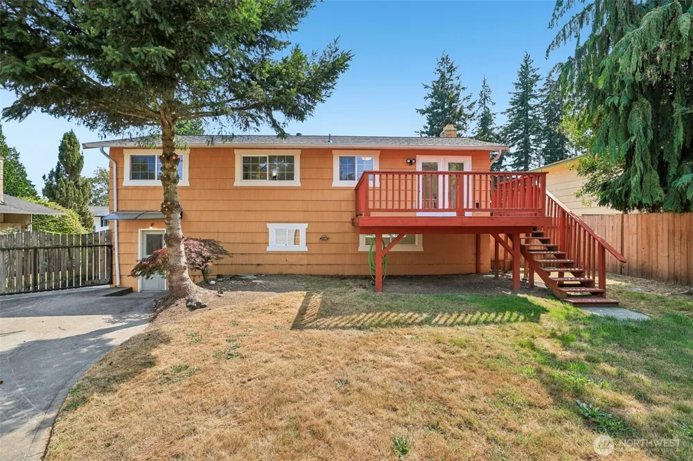 4605 224th Place SW Mountlake Terrace, WA 98043