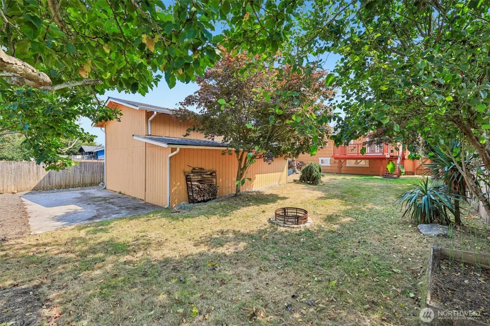 4605 224th Place SW Mountlake Terrace, WA 98043