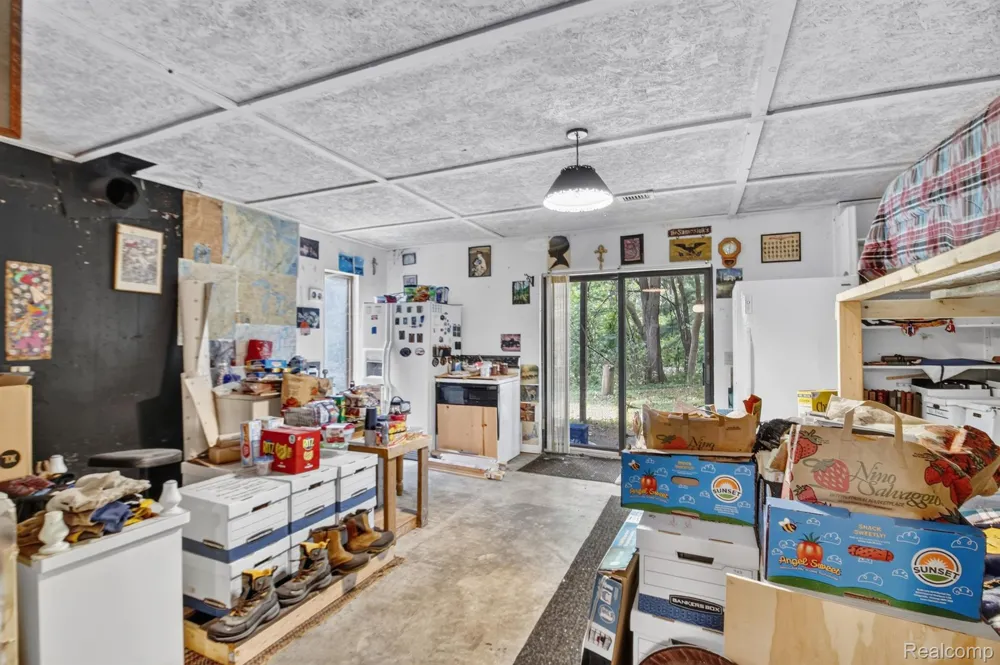 1817 S Baldwin Road Oxford Charter Township, MI 48371
