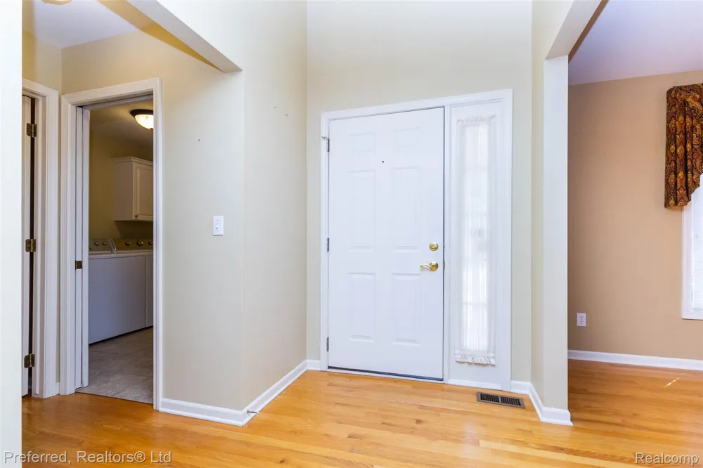 47652 Arbor Trail #77 Northville Township, MI 48168