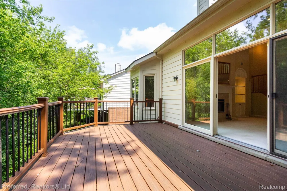 47652 Arbor Trail #77 Northville Township, MI 48168