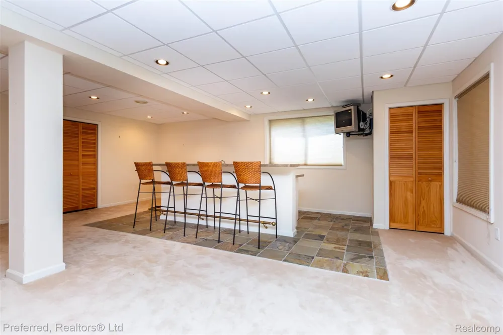 47652 Arbor Trail #77 Northville Township, MI 48168