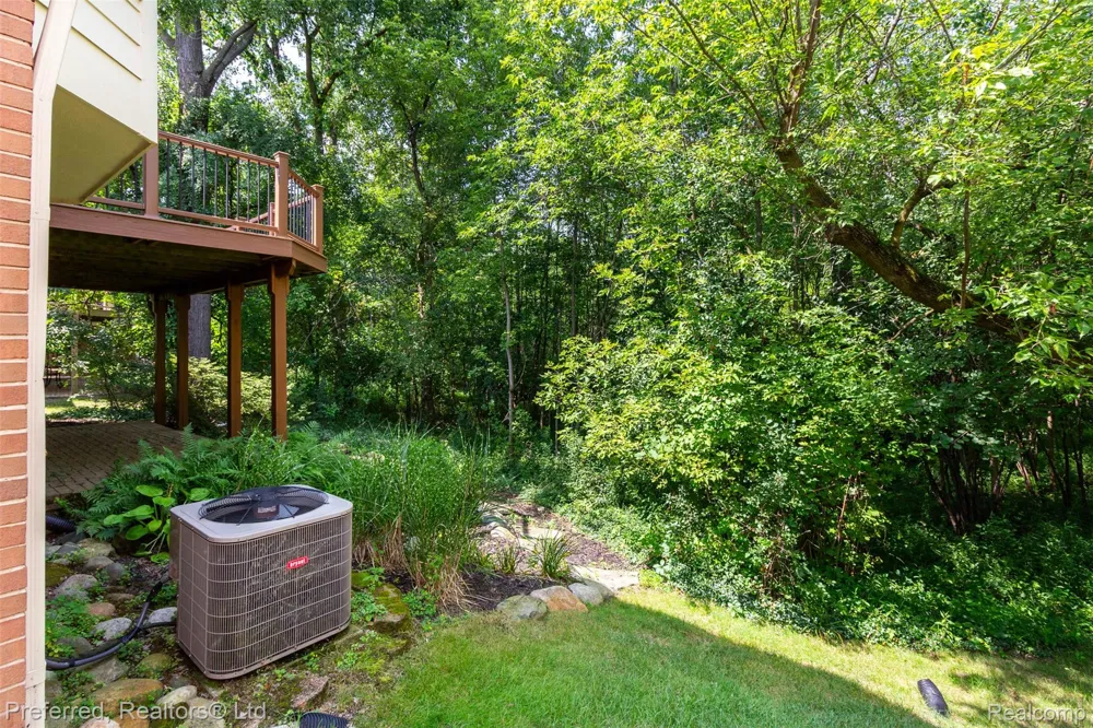 47652 Arbor Trail #77 Northville Township, MI 48168
