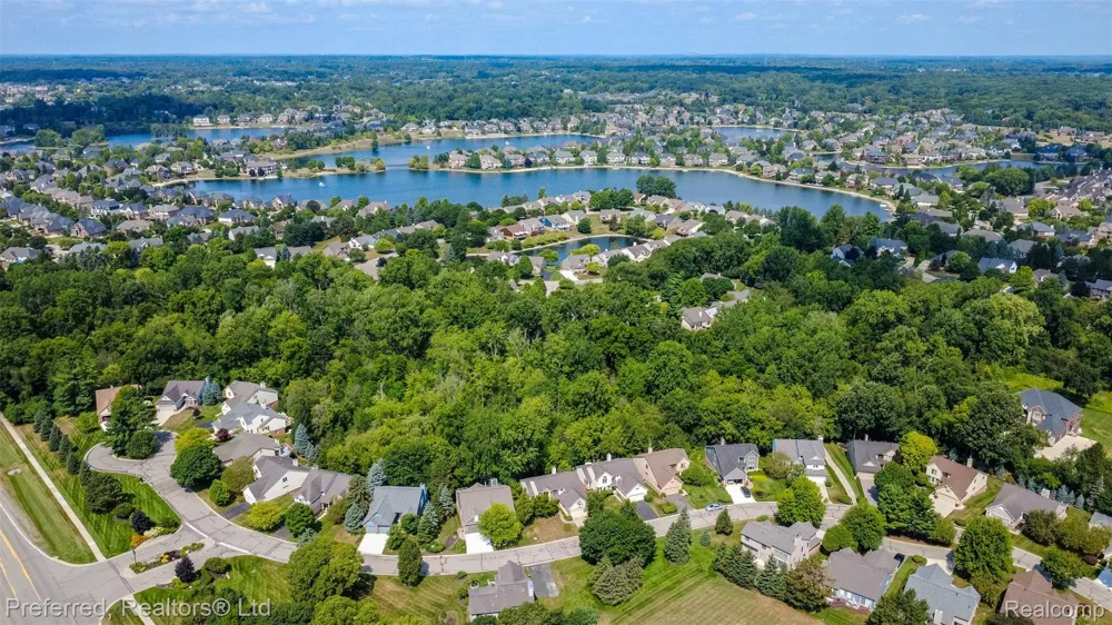 47652 Arbor Trail #77 Northville Township, MI 48168