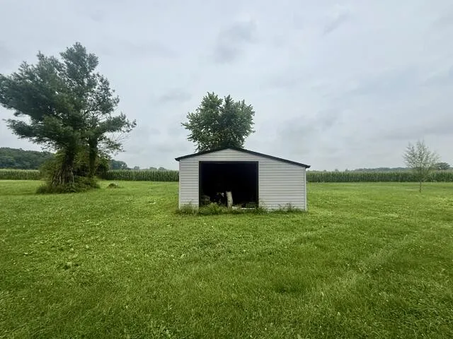 6633 W Forest Lawn Road Three Oaks Township, MI 49128