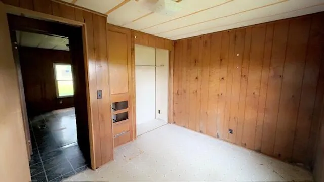 6633 W Forest Lawn Road Three Oaks Township, MI 49128