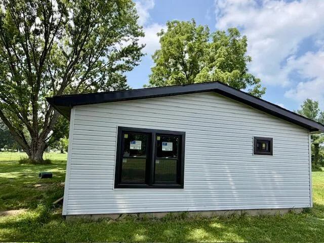 6633 W Forest Lawn Road Three Oaks Township, MI 49128