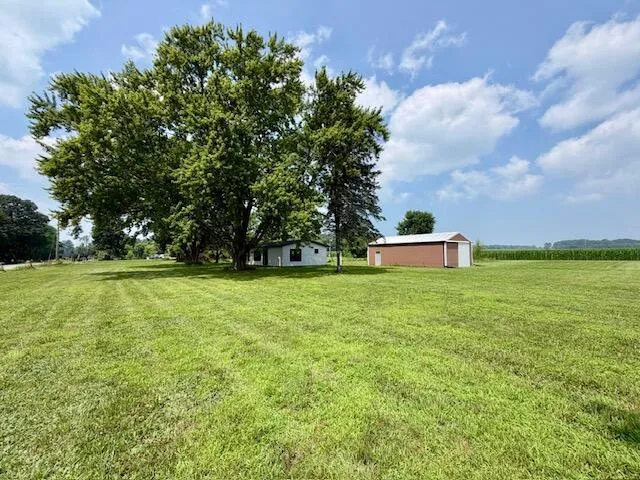 6633 W Forest Lawn Road Three Oaks Township, MI 49128