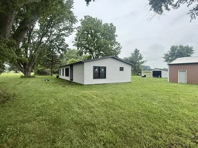 6633 W Forest Lawn Road Three Oaks Township, MI 49128