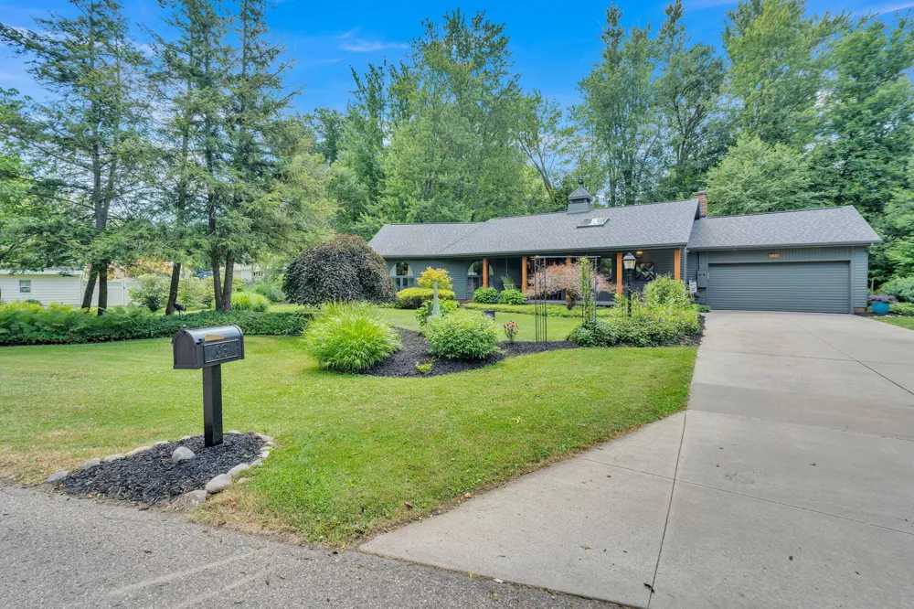 93 Lynwood Drive Battle Creek City, MI 49015