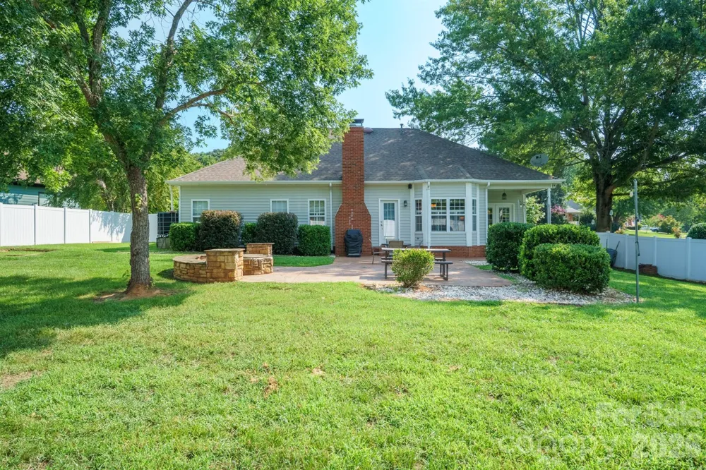 12524 Willow Grove Way Huntersville, NC 28078