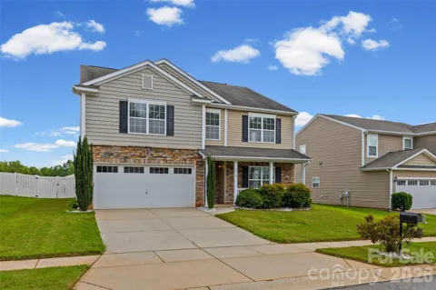 1016 Sweetgum Street