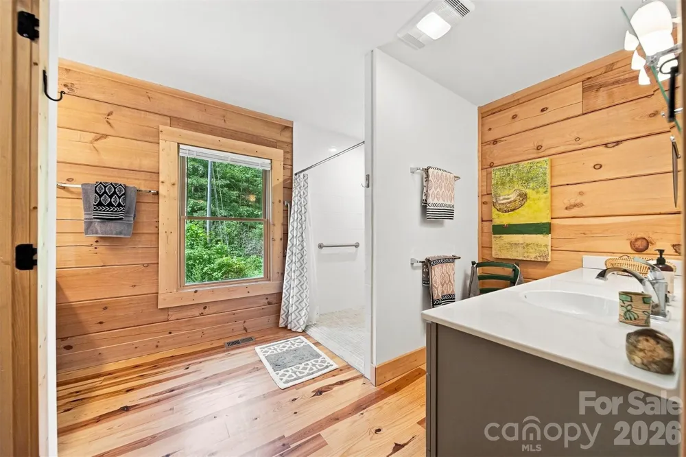 7753 Parks Mountain Drive Newland, NC 28657