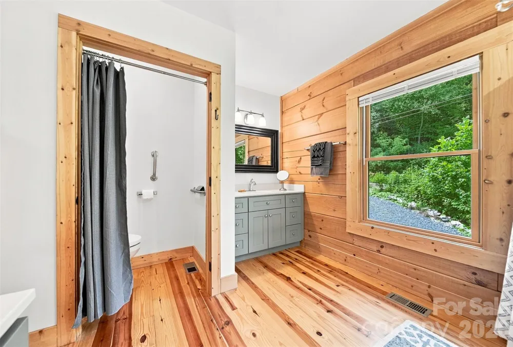 7753 Parks Mountain Drive Newland, NC 28657