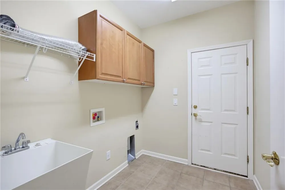 4704 Rose Arbor Drive NW #8 Acworth, GA 30101