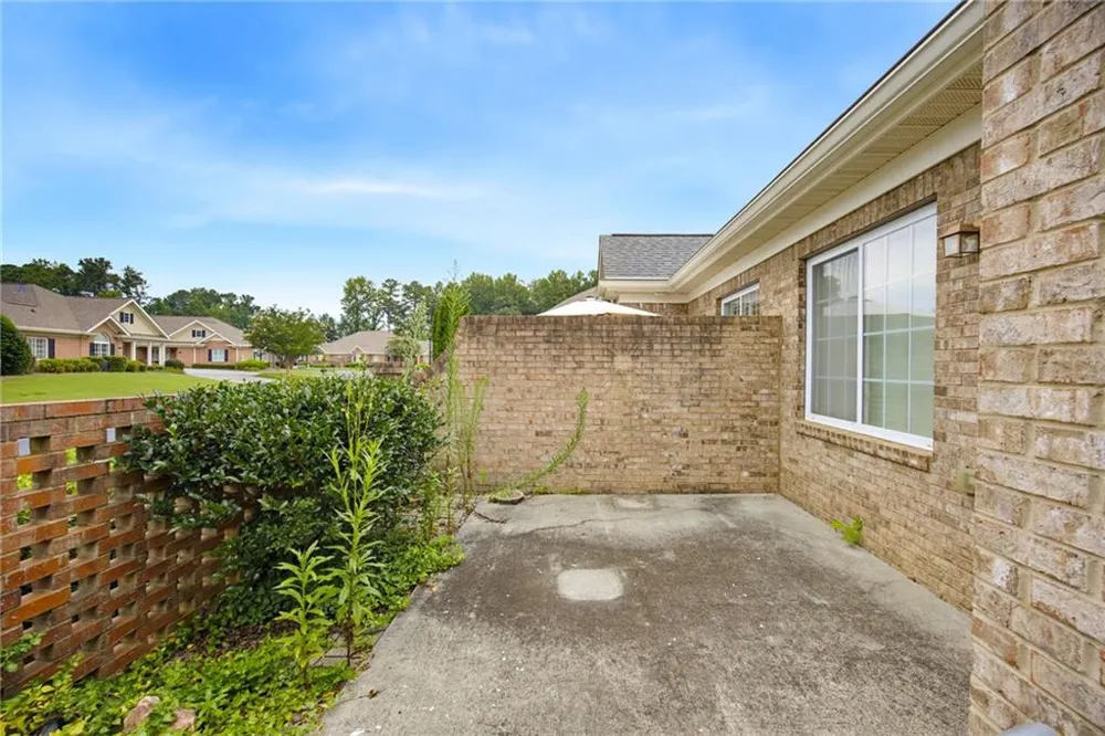 4704 Rose Arbor Drive NW #8 Acworth, GA 30101