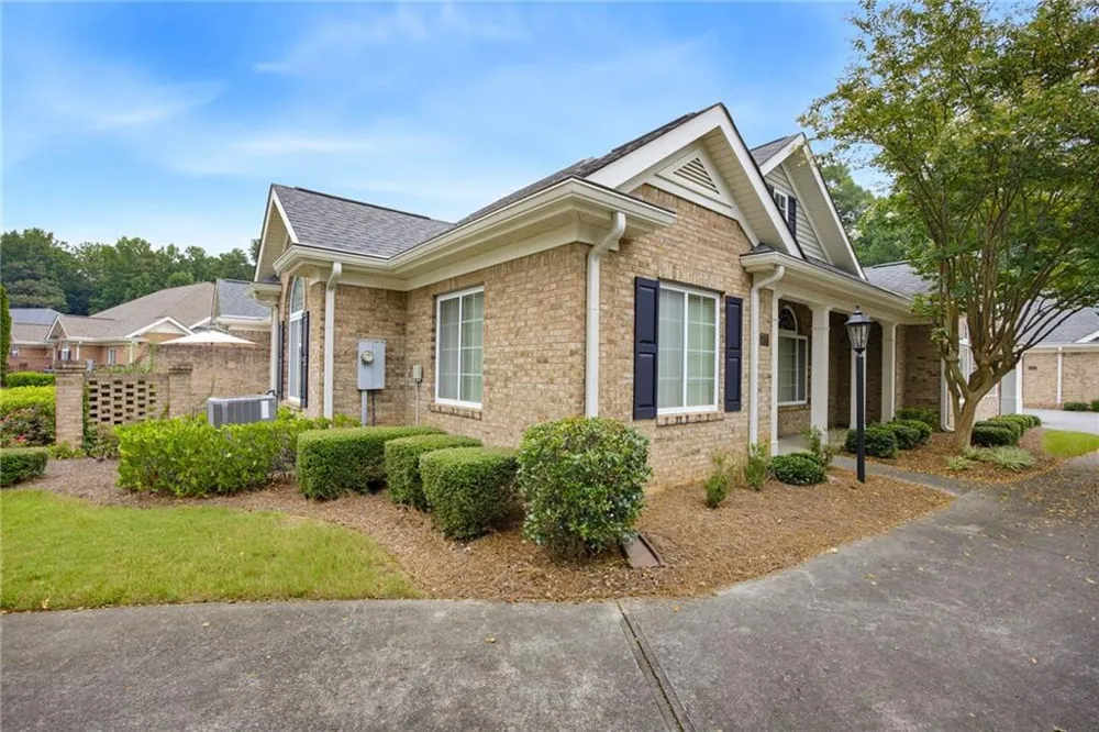 4704 Rose Arbor Drive NW #8 Acworth, GA 30101