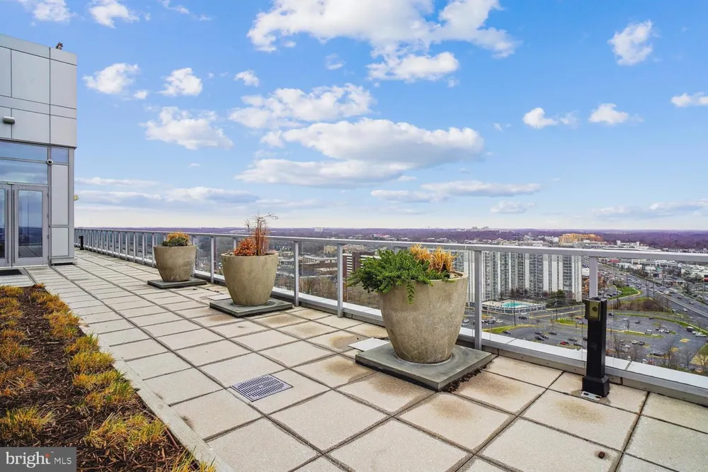 930 ROSE AVENUE #2001 Rockville, MD 20852
