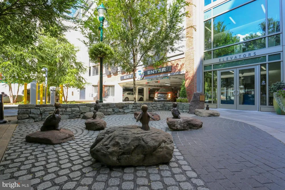 930 ROSE AVENUE #2001 Rockville, MD 20852