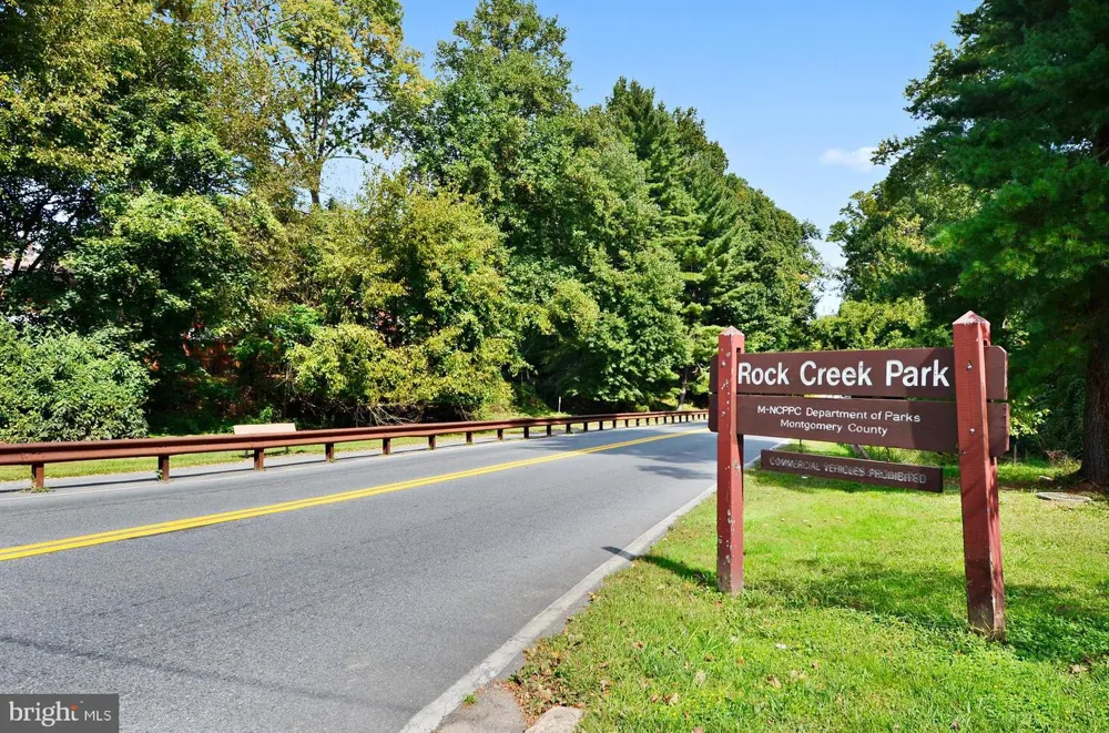 930 ROSE AVENUE #2001 Rockville, MD 20852