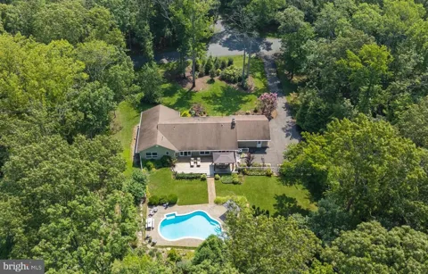 668 SANTA MARIA LANE