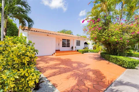 41 Campina Ct
