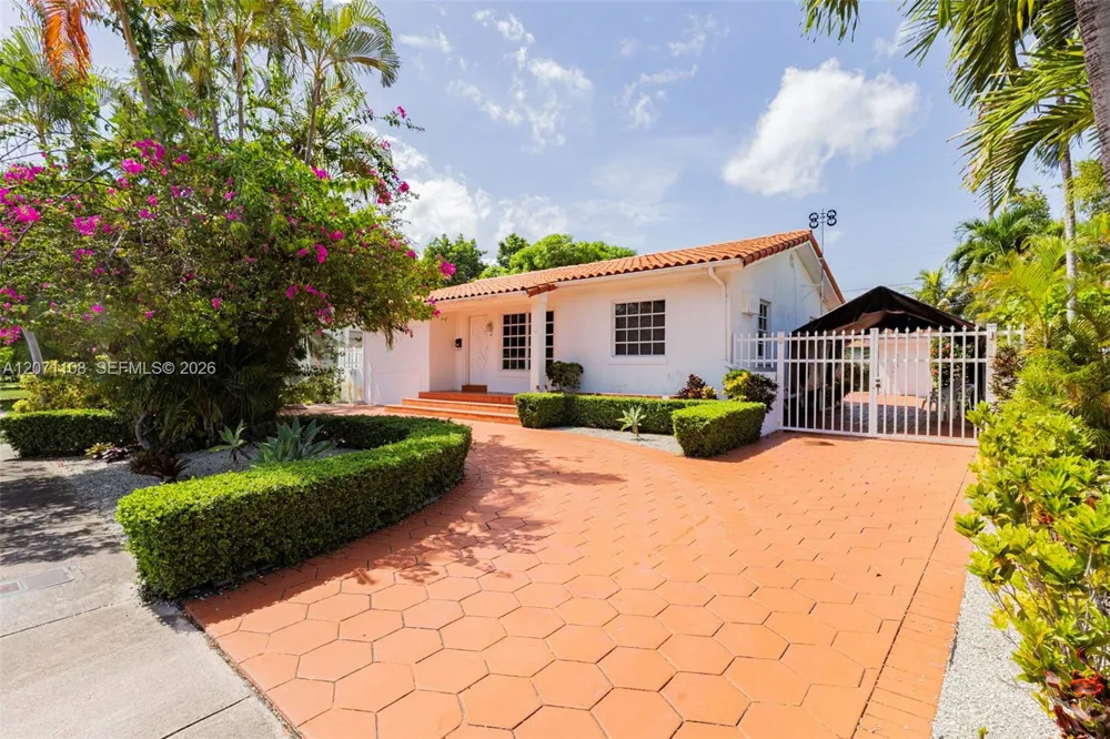 41 Campina Ct Coral Gables, FL 33134