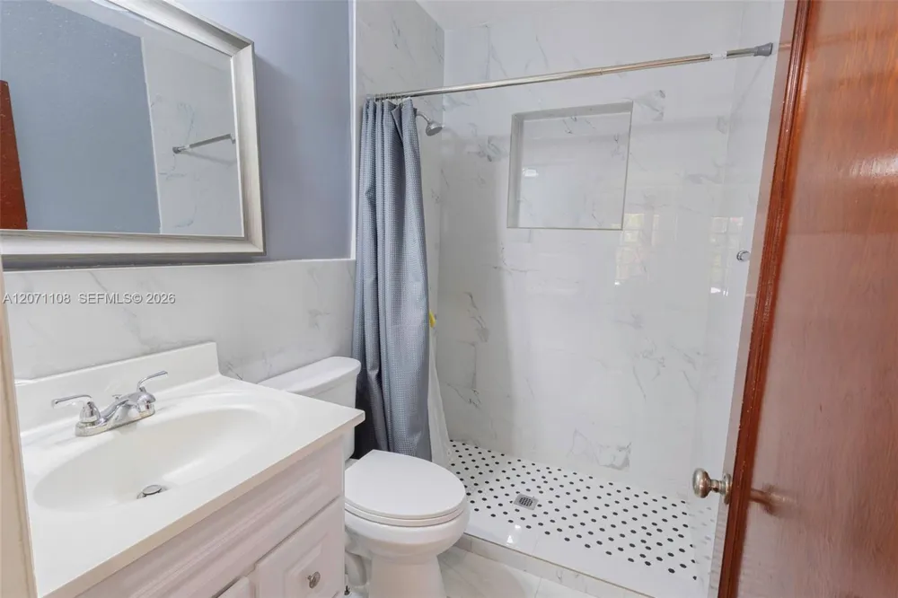 41 Campina Ct Coral Gables, FL 33134