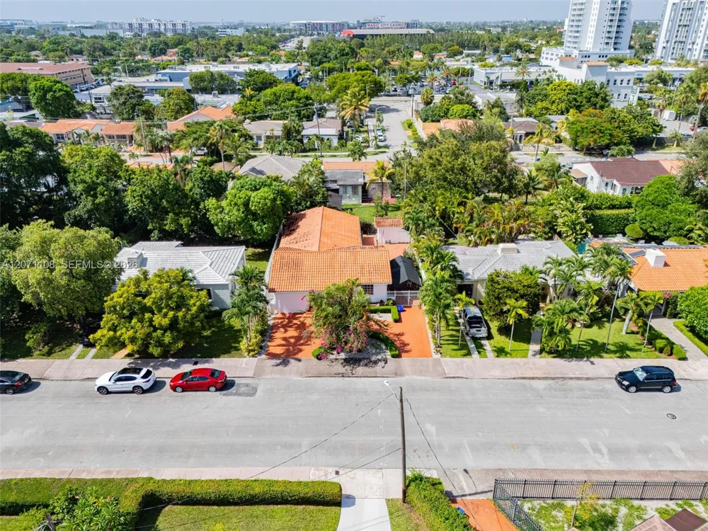 41 Campina Ct Coral Gables, FL 33134