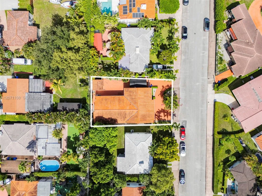 41 Campina Ct Coral Gables, FL 33134