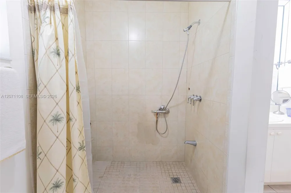 41 Campina Ct Coral Gables, FL 33134