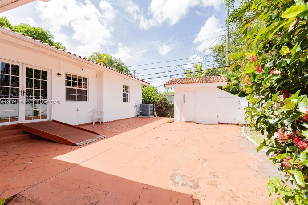 41 Campina Ct Coral Gables, FL 33134