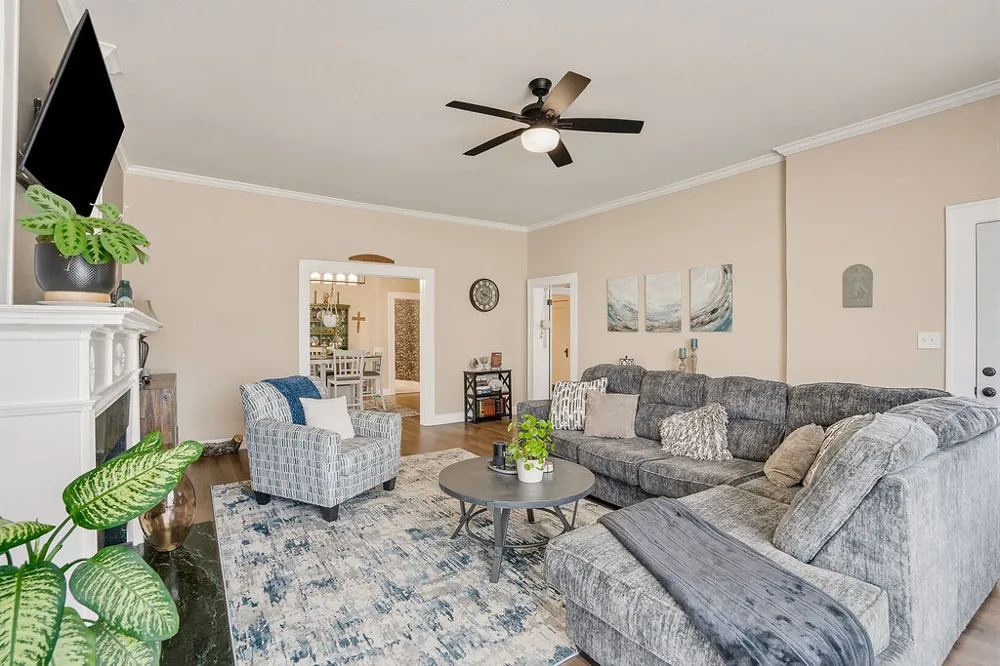 100 E 16th Ada, OK 74820