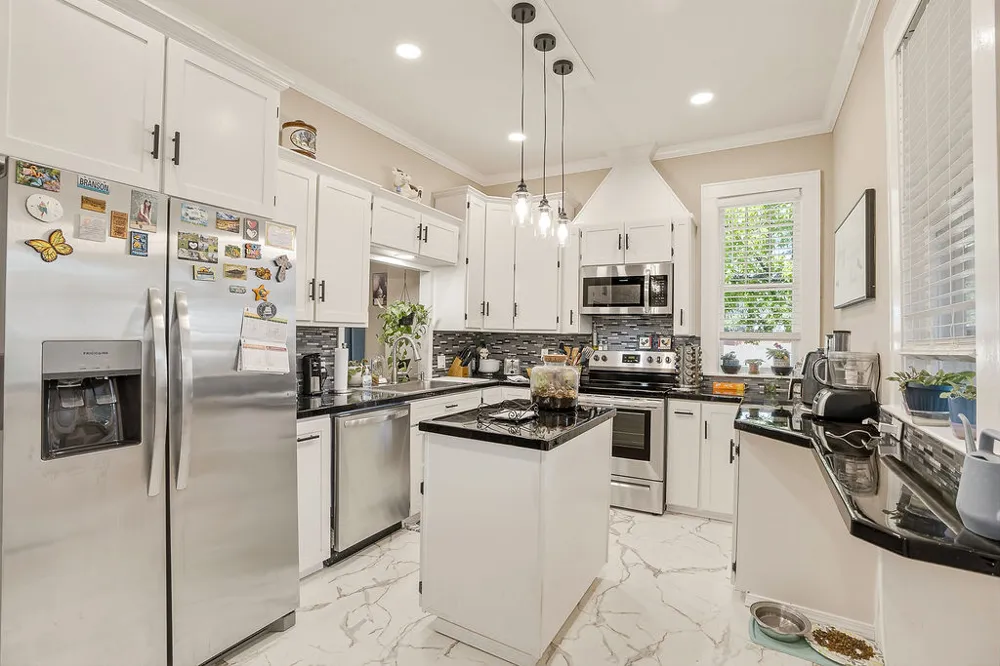 100 E 16th Ada, OK 74820