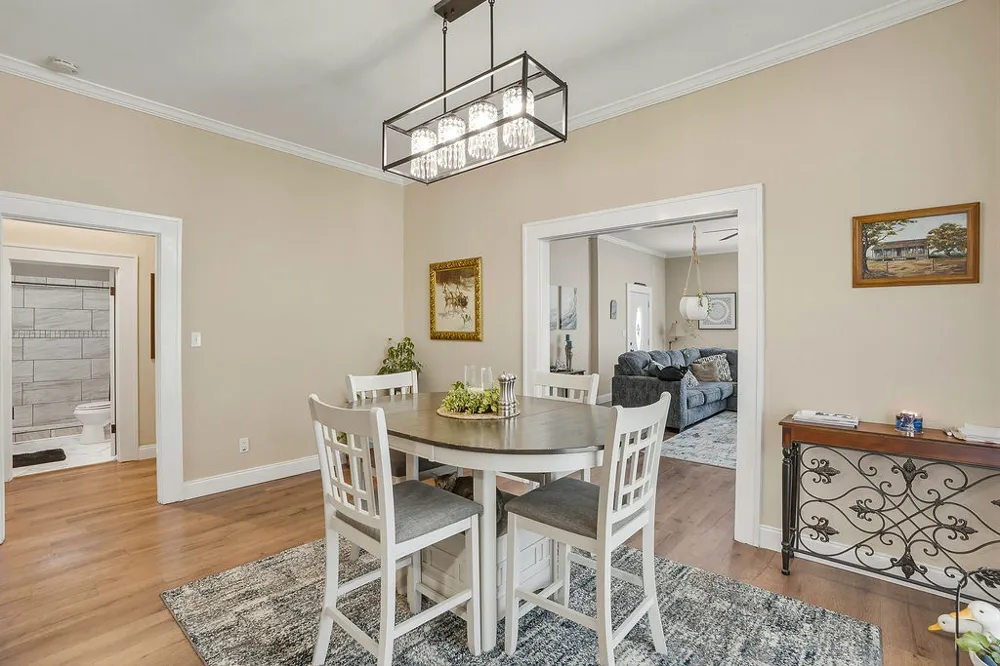100 E 16th Ada, OK 74820