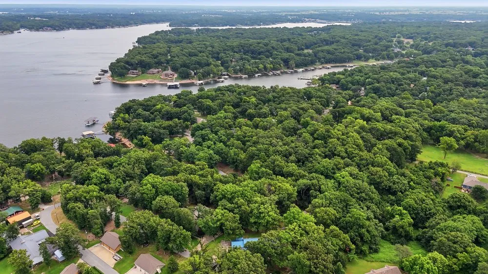 31680 S 602 ROAD Grove, OK 74344