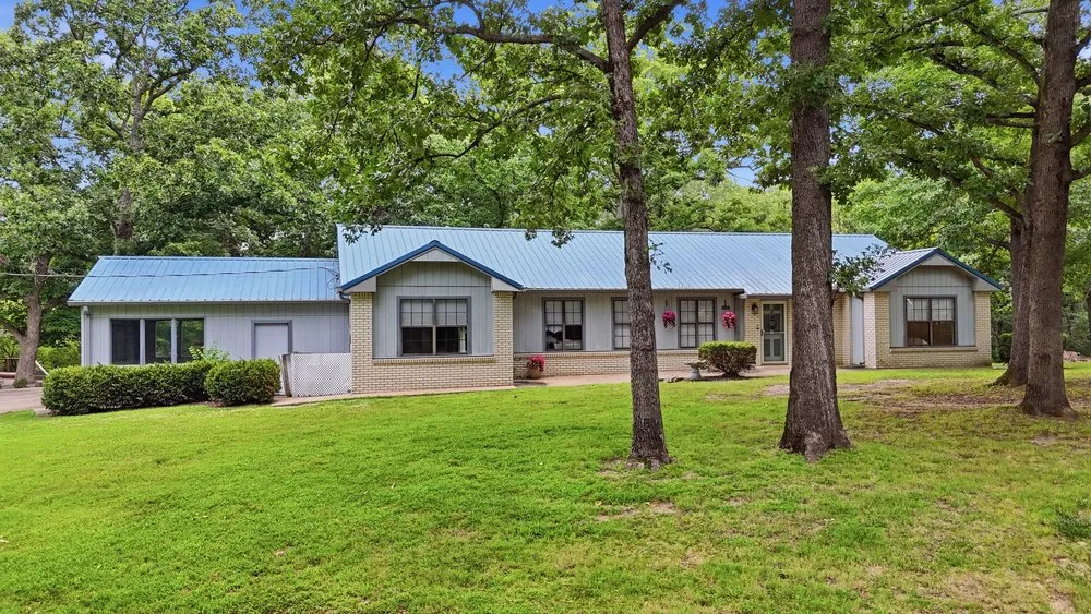 31680 S 602 ROAD Grove, OK 74344