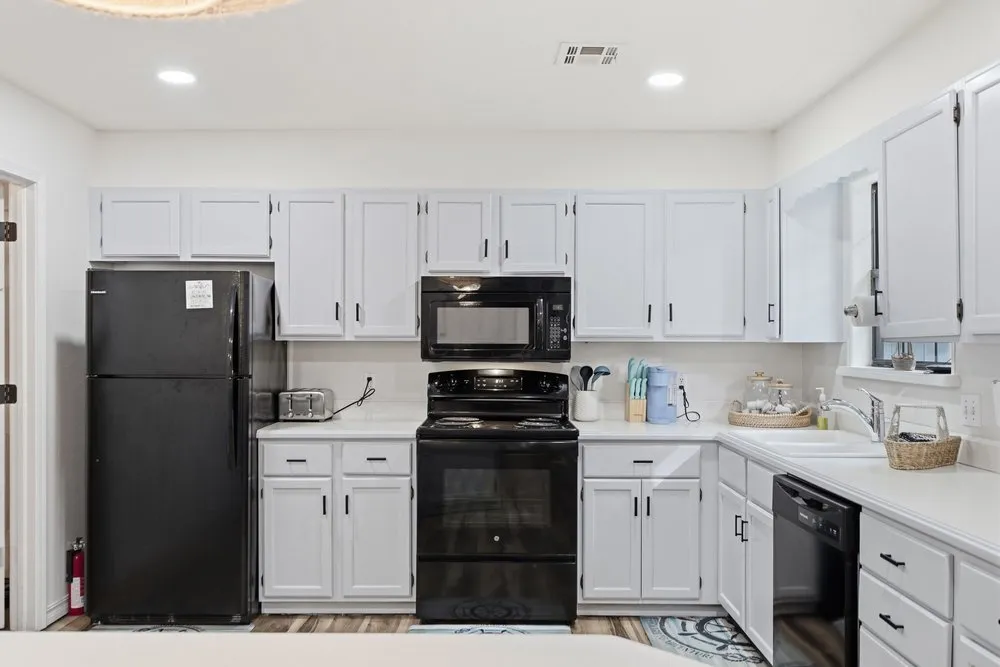 31680 S 602 ROAD Grove, OK 74344
