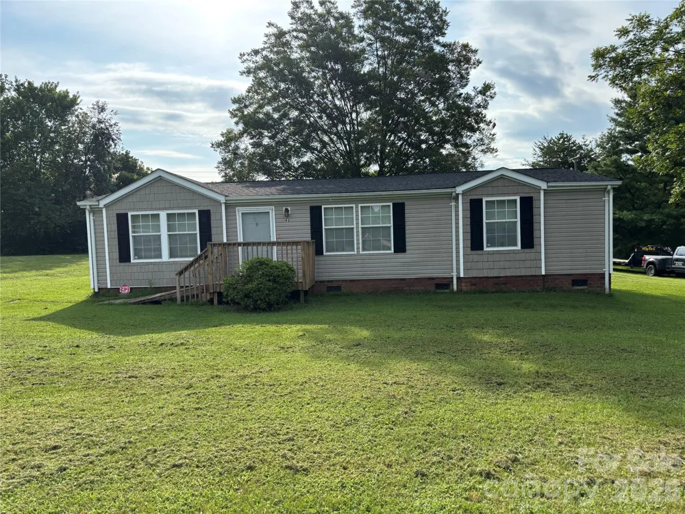 93 Ervin Lane Hiddenite, NC 28636