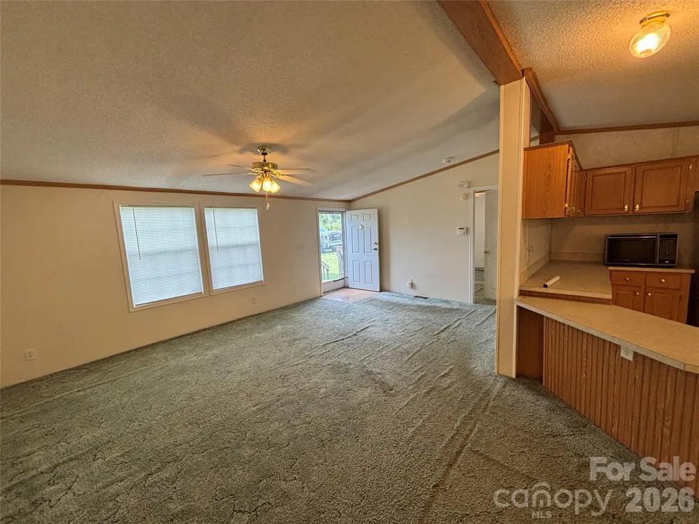 93 Ervin Lane Hiddenite, NC 28636
